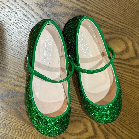 Rock Glitter Mary Jane Ballet Flats, Green Glitter, Size 6 - Picture 1 of 8
